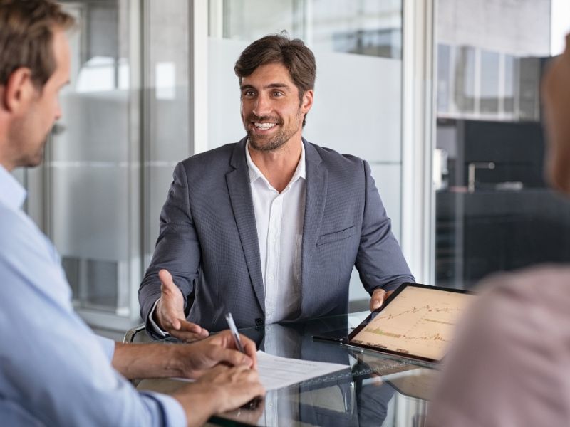 quanto custa uma consultoria financeira empresarial benefícios