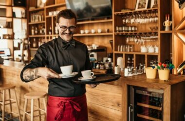 Franquias em Cidades Pequenas: Oportunidades e Desafios