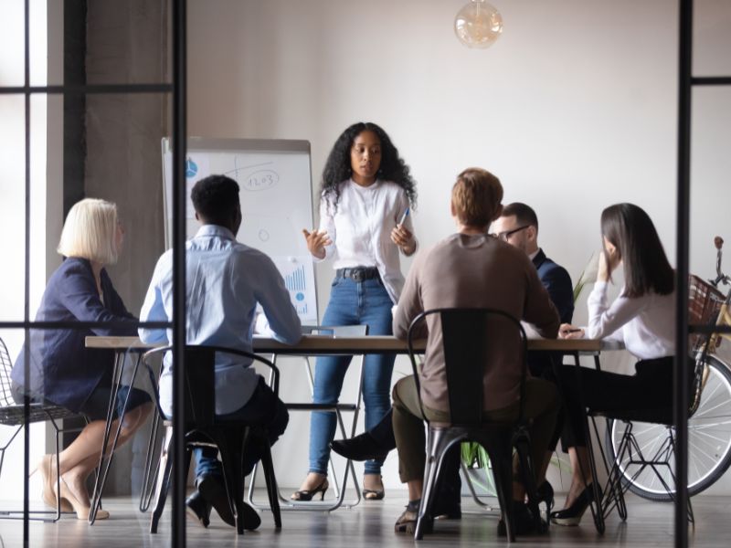 o que é controladoria empresarial - diferença