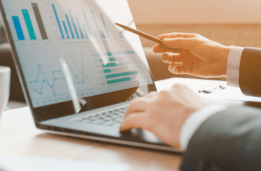 Como definir prioridades estratégicas em empresas com múltiplas frentes